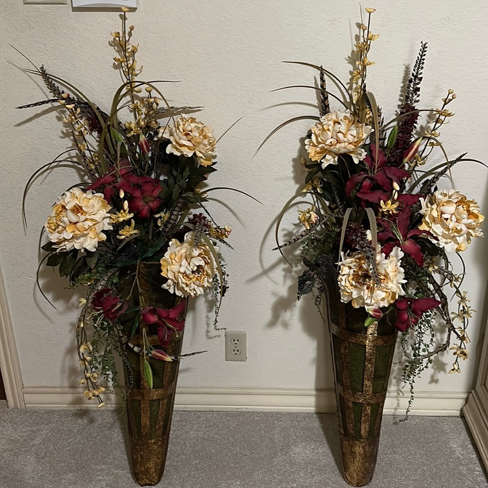 Artificial Floral Arrangements